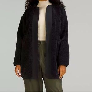 LULULEMON Collarless Textured Fleece Full Zip Jacket. Black size 8 NWT